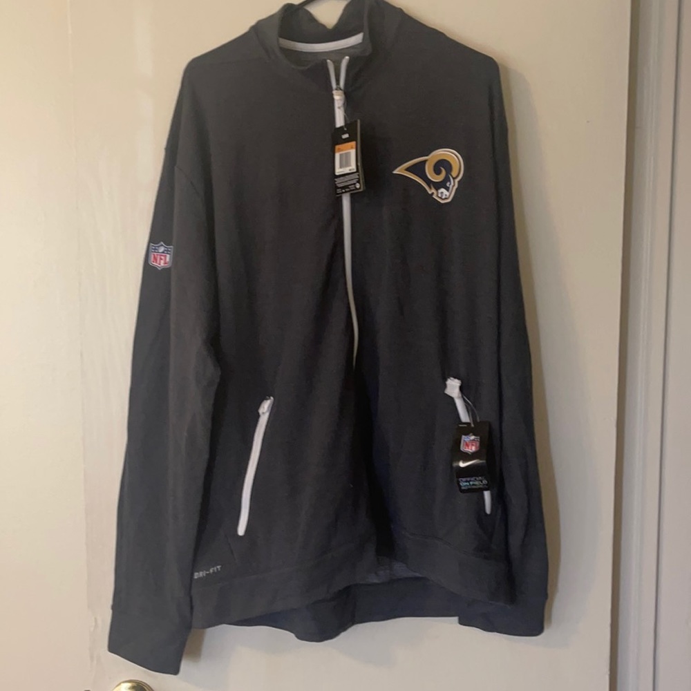 Nike Los Angeles Rams Sweater! Brand new!